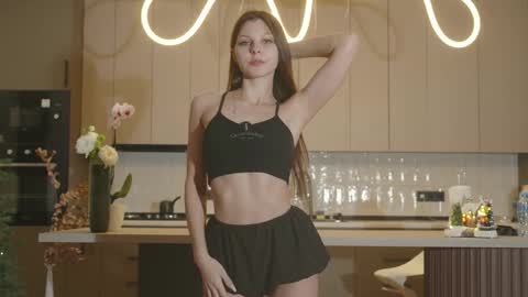 Naomi online show from 11-28-25, 02:25