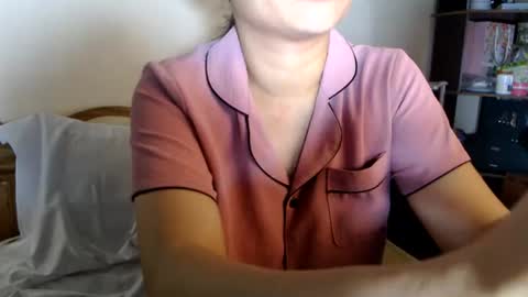 Snapshot of whisperinrain chatting on 06-20-26, 05:49 whisperinrain online show from 06-20-26, 05:49