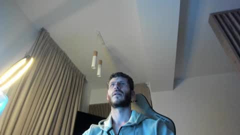 Michael online show from 04-24-26, 07:38