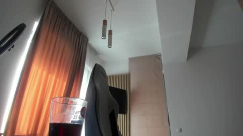 Snapshot of whisperoflust chatting on 05-18-26, 12:33 Michael online show from 05-18-26, 12:33