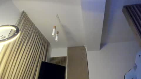 Snapshot of whisperoflust chatting on 07-11-26, 07:38 Michael online show from 07-11-26, 07:38