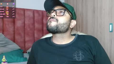 Snapshot of whispers_caplan chatting on 01-14-25, 10:02 yors online show from 01-14-25, 10:02