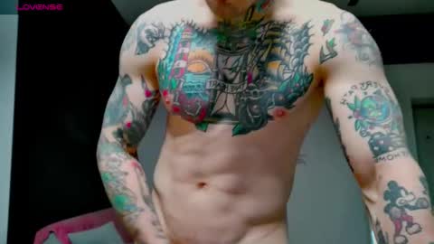 Max online show from 11-01-25, 01:24