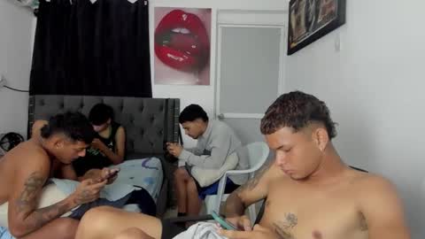 white online show from 04-09-26, 06:19
