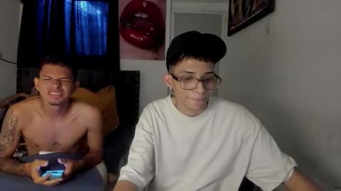 white online show from 04-09-26, 07:08