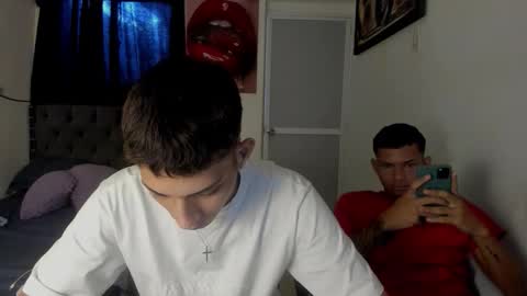 white online show from 04-10-26, 07:40