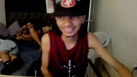 white online show from 06-23-26, 07:17
