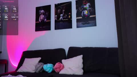 Kate  online show from 03-11-25, 04:29