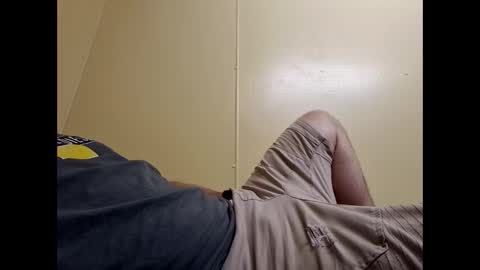 whiteboi9284 online show from 10-26-25, 10:36