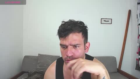 Dylan white online show from 01-02-25, 06:23