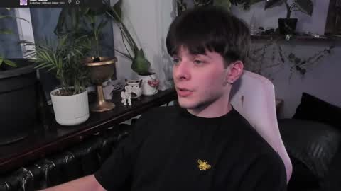 Snapshot of whiteegrimm chatting on 02-07-25, 08:42 Gus online show from 02-07-25, 08:42