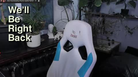 Snapshot of whiteegrimm chatting on 02-14-25, 07:44 Gus online show from 02-14-25, 07:44