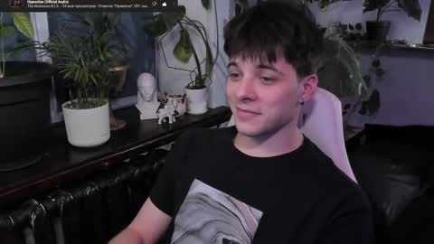 Snapshot of whiteegrimm chatting on 02-23-25, 08:55 Gus online show from 02-23-25, 08:55