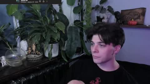 Snapshot of whiteegrimm chatting on 11-15-25, 08:05 Gus online show from 11-15-25, 08:05