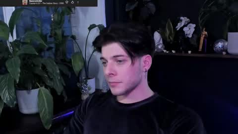 Snapshot of whiteegrimm chatting on 01-12-26, 08:36 Gus online show from 01-12-26, 08:36