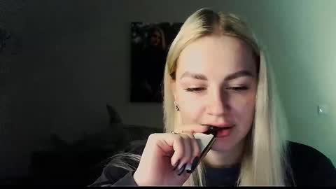 whitehex666 online show from 12-03-25, 04:49