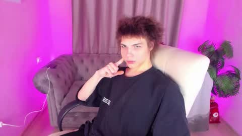 Geoffrey online show from 01-10-26, 04:20