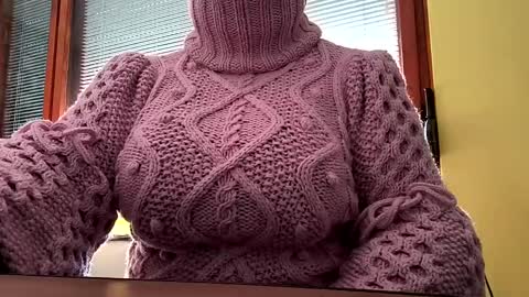 whitesweater online show from 03-07-25, 07:19