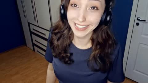Snapshot of whitleyscianna chatting on 04-24-26, 03:47 Cindy online show from 04-24-26, 03:47
