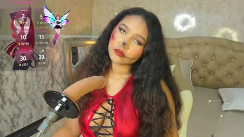 Snapshot of whitneybrown_ chatting on 11-01-25, 01:29 Whitney online show from 11-01-25, 01:29