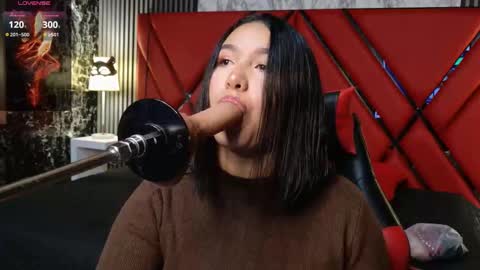 Snapshot of whitneybrown_ chatting on 02-18-26, 04:08 Whitney online show from 02-18-26, 04:08