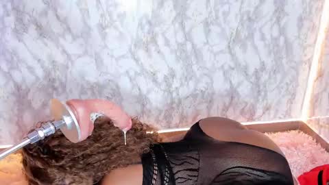 whitneyyfox online show from 03-08-25, 10:11