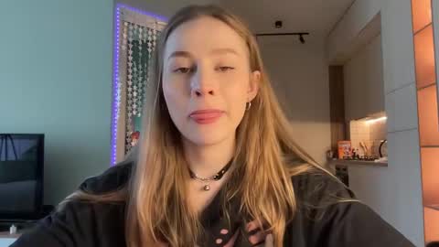 Alisa online show from 01-21-25, 07:04