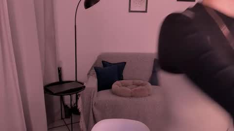 whoislulu online show from 11-17-25, 10:15