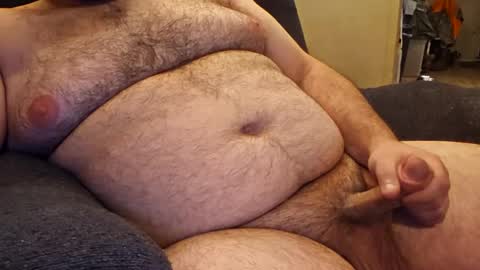 whorekneeweeny online show from 12-20-24, 04:31