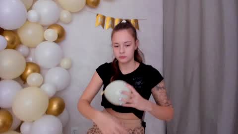 Veronica online show from 01-19-25, 11:00