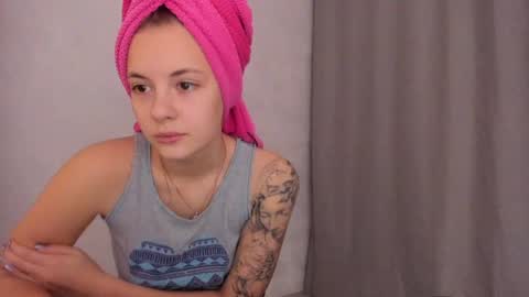 Veronica online show from 01-23-25, 04:59