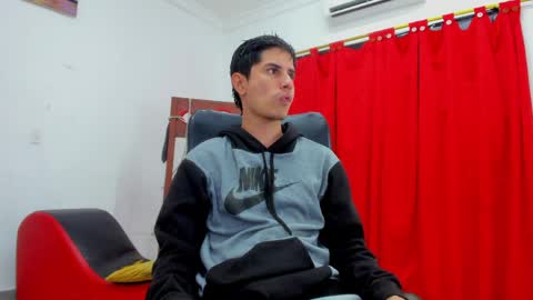 Snapshot of wickedboy_twink chatting on 05-31-26, 10:55 JAISON online show from 05-31-26, 10:55