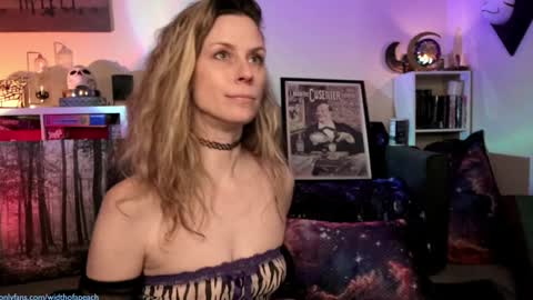 Gretchen  Jimmy online show from 02-05-25, 03:45