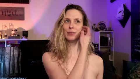 Gretchen  Jimmy online show from 02-13-25, 03:50