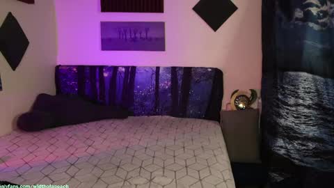 Gretchen  Jimmy online show from 09-11-25, 01:06