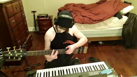 Countess of Hotdogs online show from 02-20-25, 05:44