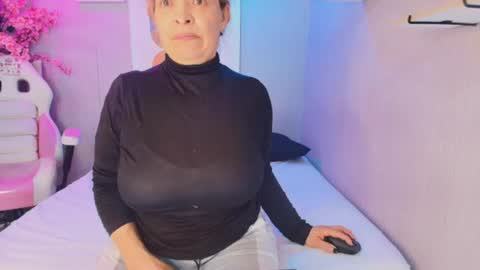 Snapshot of wife_mature chatting on 06-15-26, 12:29 sussy online show from 06-15-26, 12:29