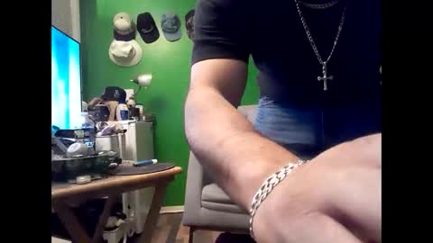 Snapshot of wifeleftm chatting on 03-02-26, 01:08 simbastud online show from 03-02-26, 01:08