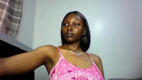 Snapshot of wiggly_ashley chatting on 12-18-25, 04:51 wiggly ashly online show from 12-18-25, 04:51