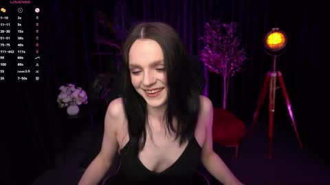 Snapshot of wild_alice_me chatting on 04-22-26, 03:13 Alice online show from 04-22-26, 03:13