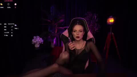 Snapshot of wild_alice_me chatting on 06-19-26, 03:49 Alice online show from 06-19-26, 03:49