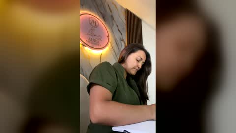 Snapshot of wild_aura chatting on 03-28-26, 06:18 wild_aura online show from 03-28-26, 06:18