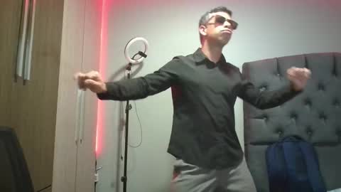 Snapshot of wild_bigcock36 chatting on 02-24-26, 12:19 WIL BIGCOCK online show from 02-24-26, 12:19