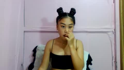wild_doll69 online show from 04-06-26, 09:16