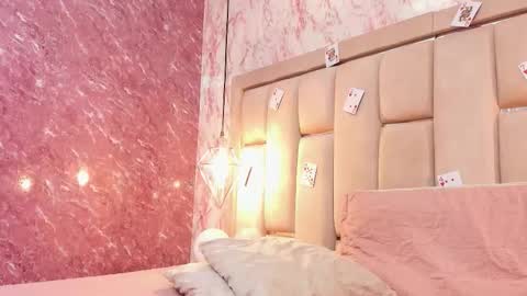 wild_firee_ online show from 10-31-25, 09:27