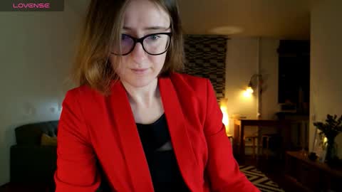 wild_peony online show from 12-04-25, 05:32