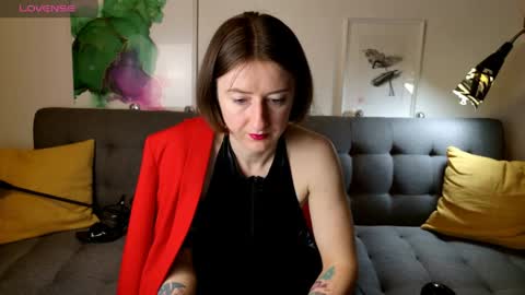 wild_peony online show from 05-02-26, 08:47