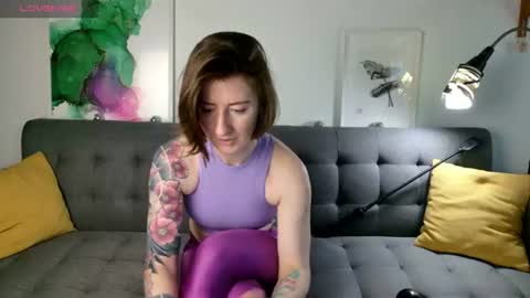 Snapshot of wild_peony chatting on 07-28-26, 04:39 wild_peony online show from 07-28-26, 04:39