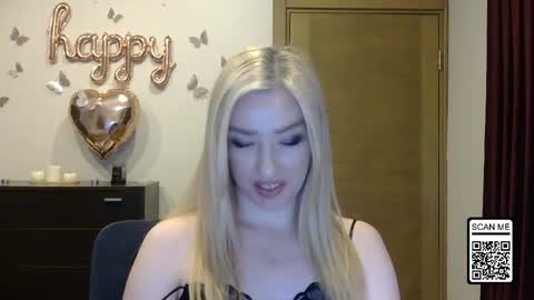 Snapshot of wild_silk_desire chatting on 04-18-26, 07:07 Alina online show from 04-18-26, 07:07