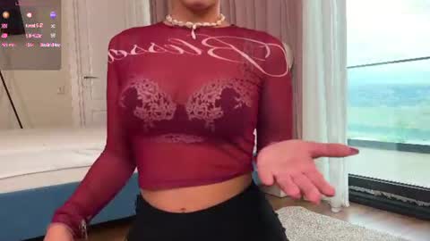 Mia online show from 07-16-26, 04:18